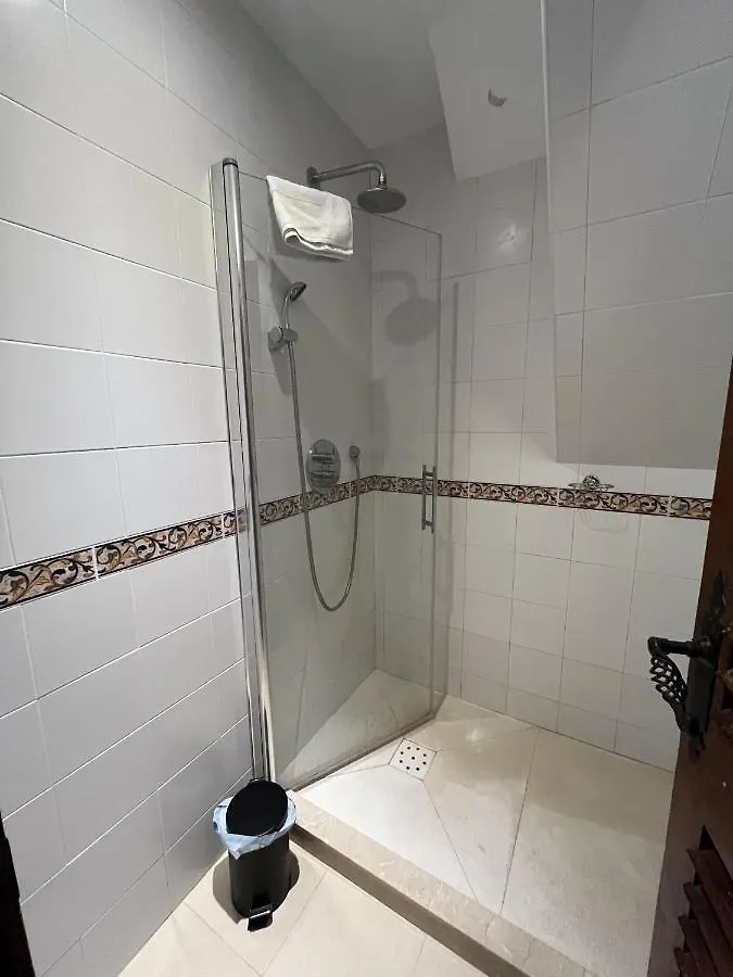 Estepona - Playa - 1 Dormitorio Con Jardines Al Lado Del Mar Te11 Daire